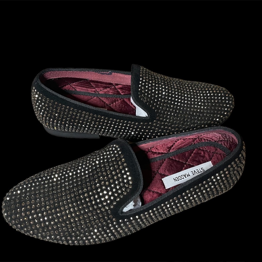 STEVE MADDEN CAVIARR SLIP-ON